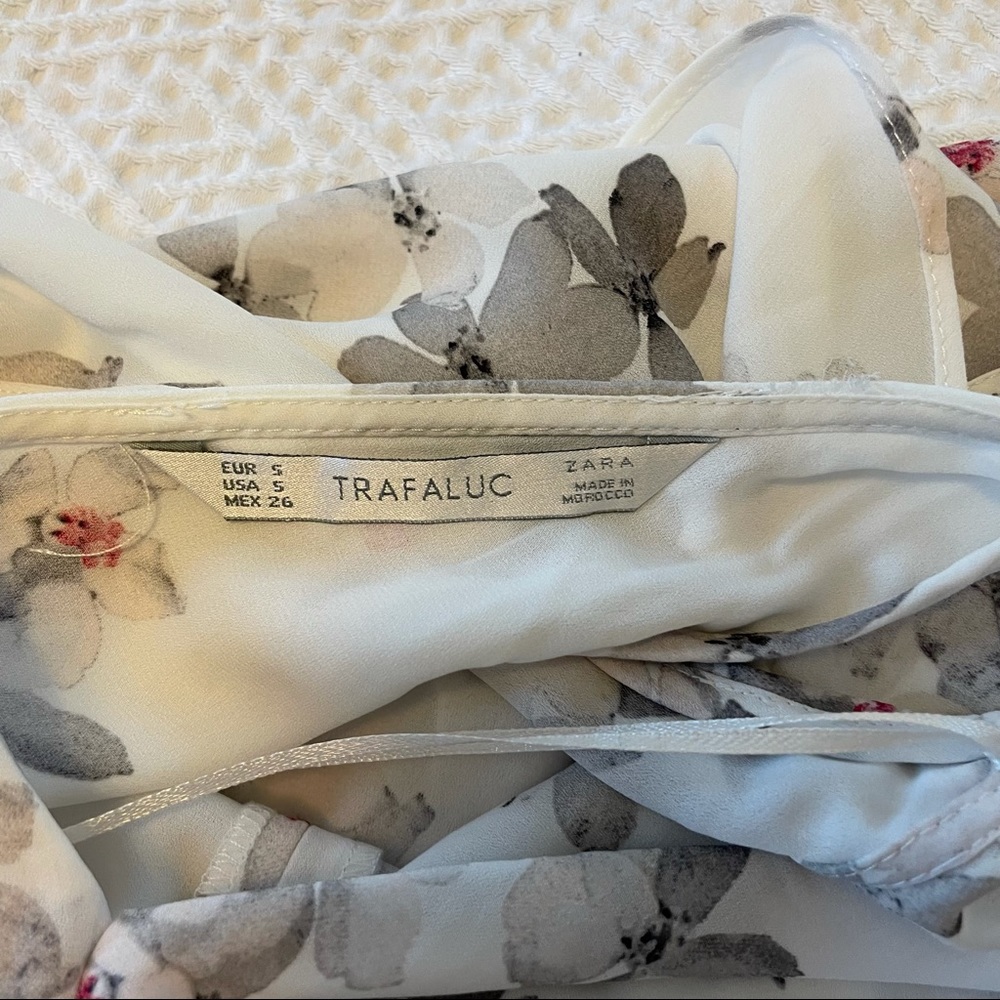 Zara Trafaluc Floral Blouse - Picture 5 of 8